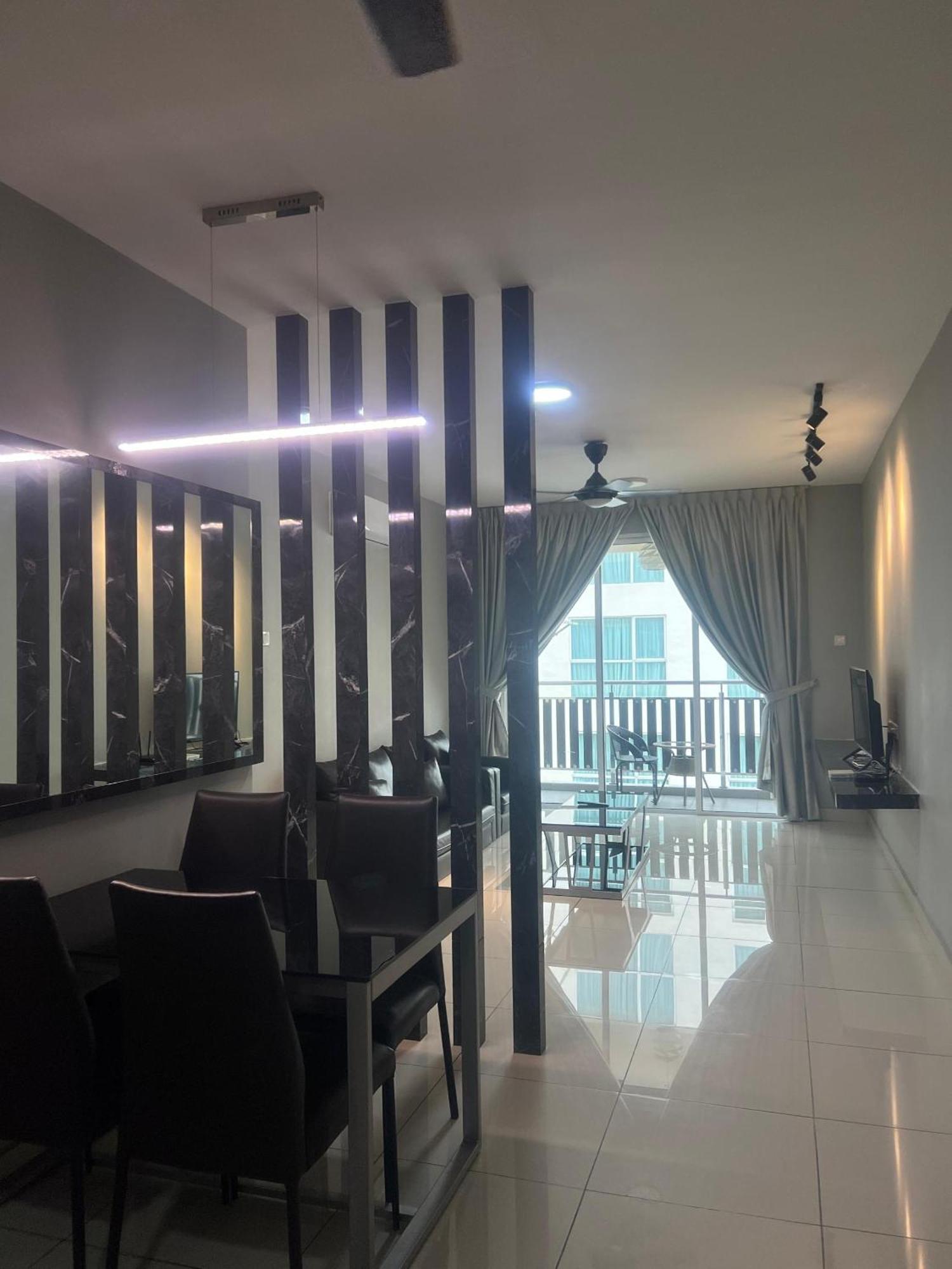Residences At Daya By Sr Home Johor Bahru Exterior foto
